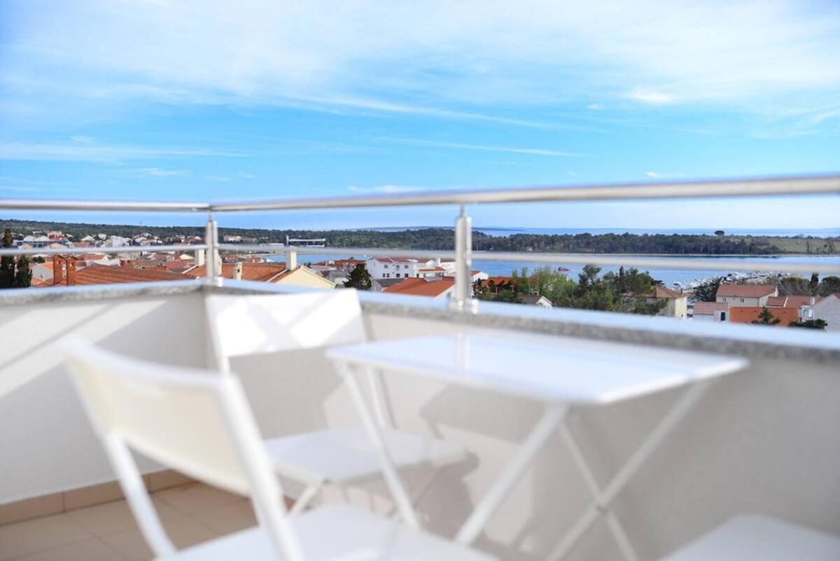Avada Premium Apartment Novalja Luaran gambar