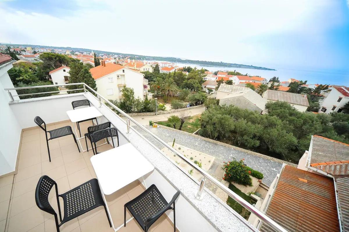 Avada Premium Apartment Novalja Luaran gambar